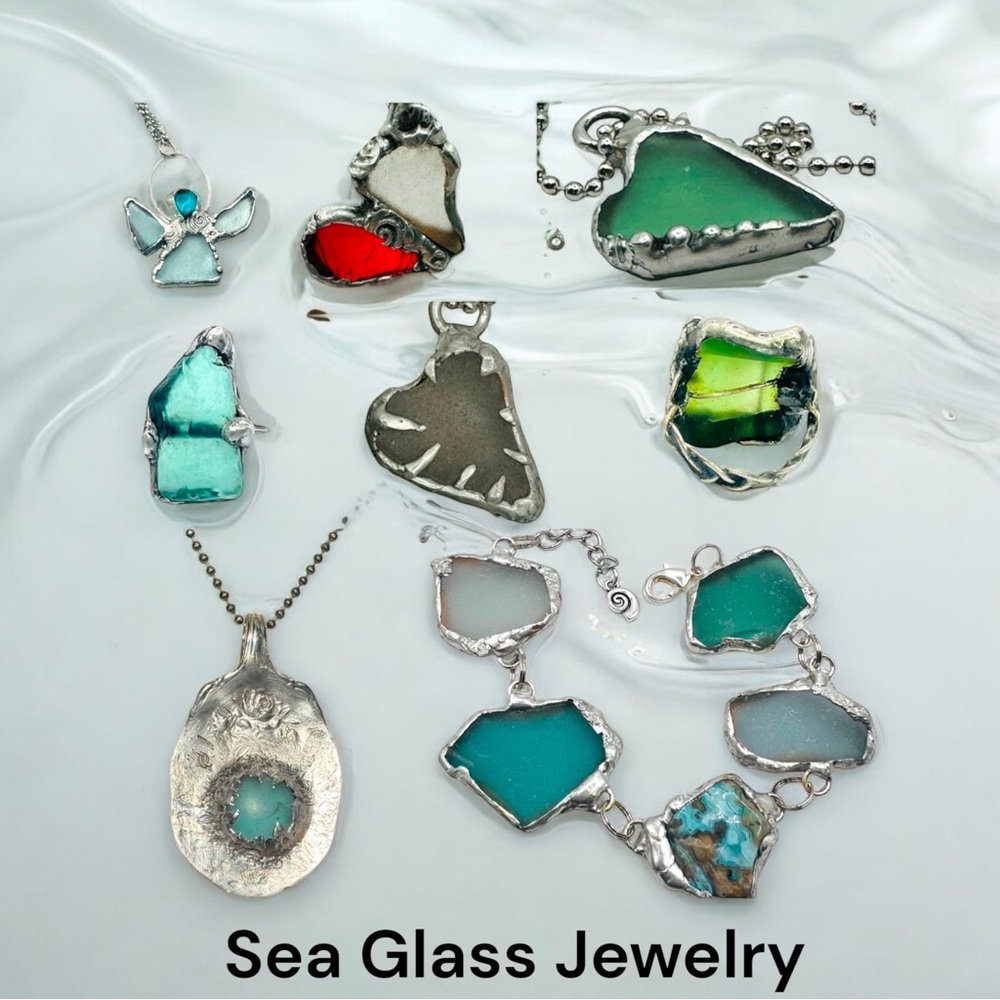 Green Sea Glass & Conch Pendant W/ Freshwater Pearls Encased Silver-Blend Frame - Picture 16 of 16